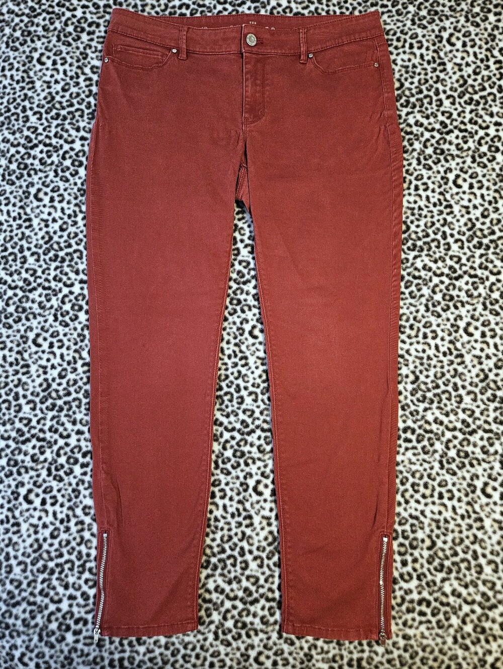 WHBM The Skimmer Colored Denim Skinny Jeans in Red (Auburne), Size 10R